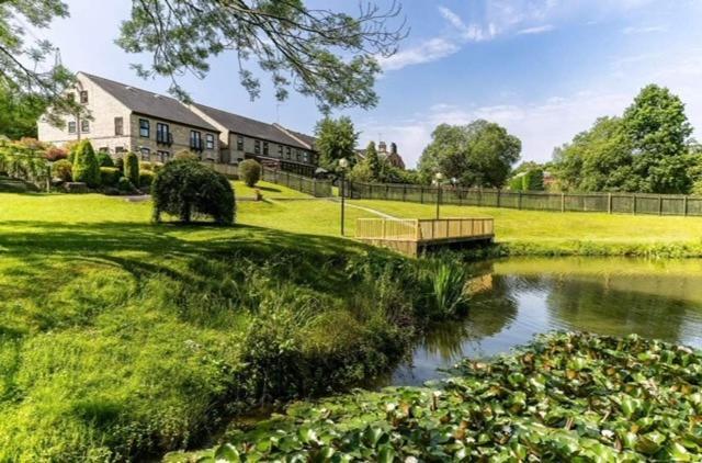 The House @ Sitwell Arms Hotel Renishaw Экстерьер фото