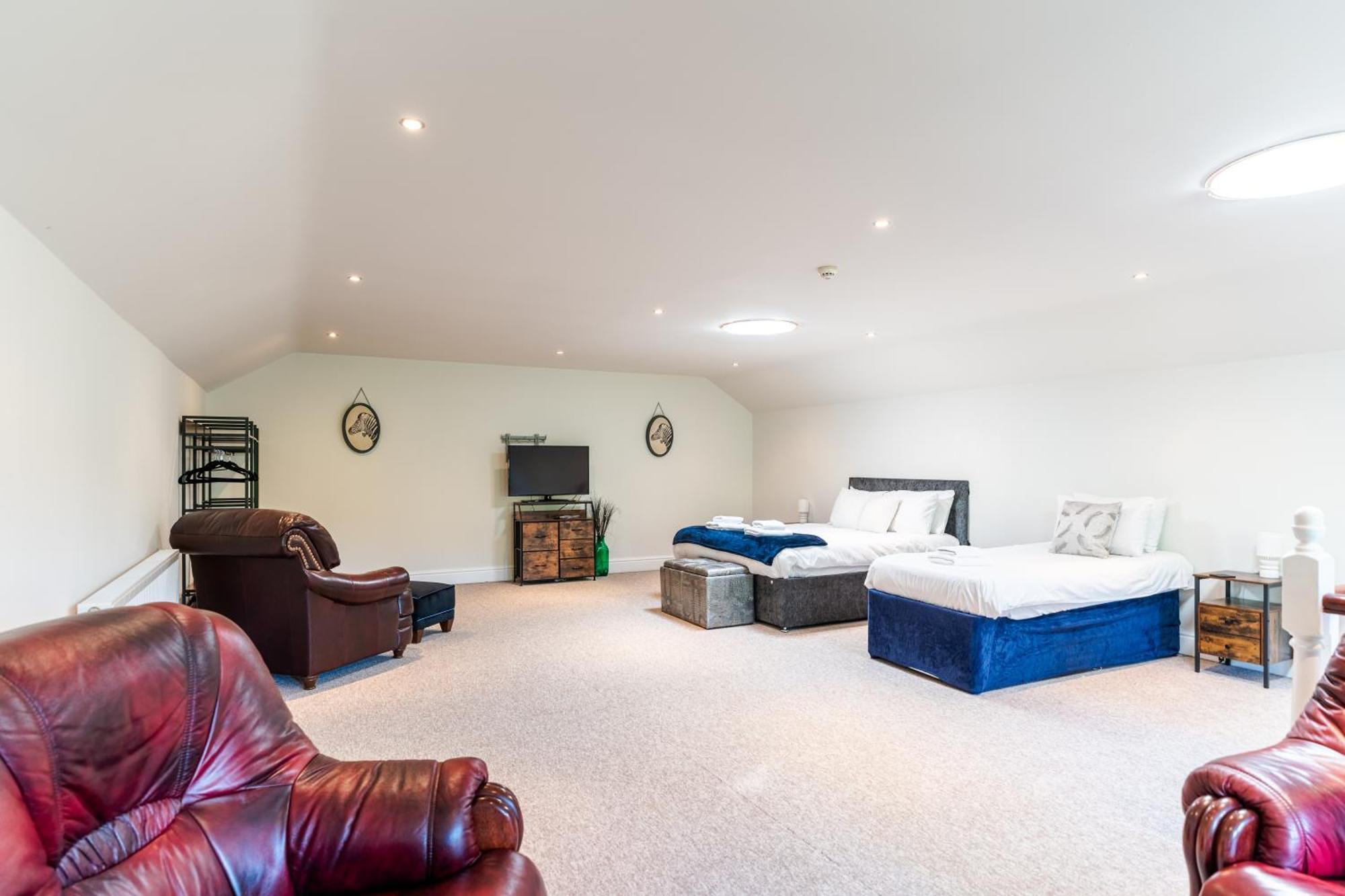 The House @ Sitwell Arms Hotel Renishaw Экстерьер фото